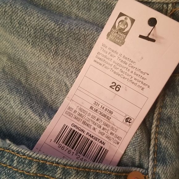 Wild Fable High Rise Distressed Baggy Jeans NWT Plus Sz. 26" X 31.5" Inseam - Picture 6 of 12